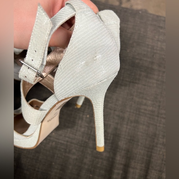 RW&Co blue crocodile print cross strap high heels - Picture 4 of 6